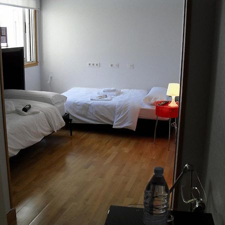 Hotel Ofi A Coruña Pokoj fotografie